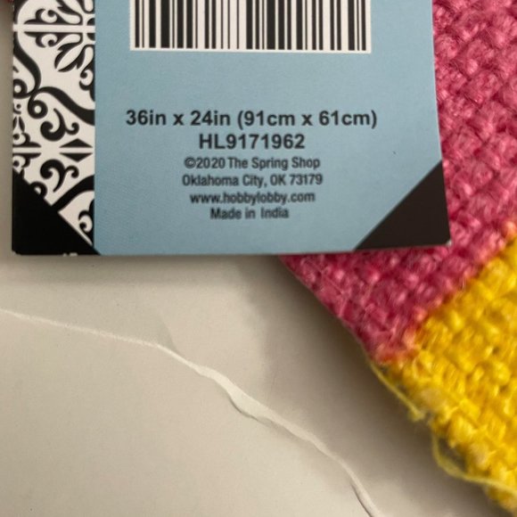 NWT- Throw Rug - Picture 3 of 3